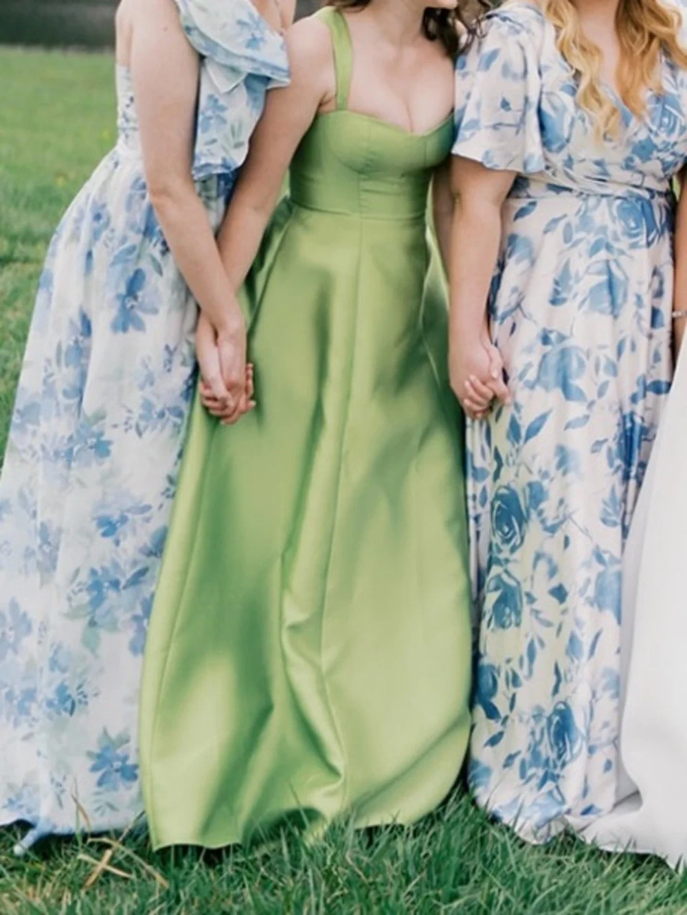 Alfred sung mijito bridesmaid dress currently - Picture 3 of 5